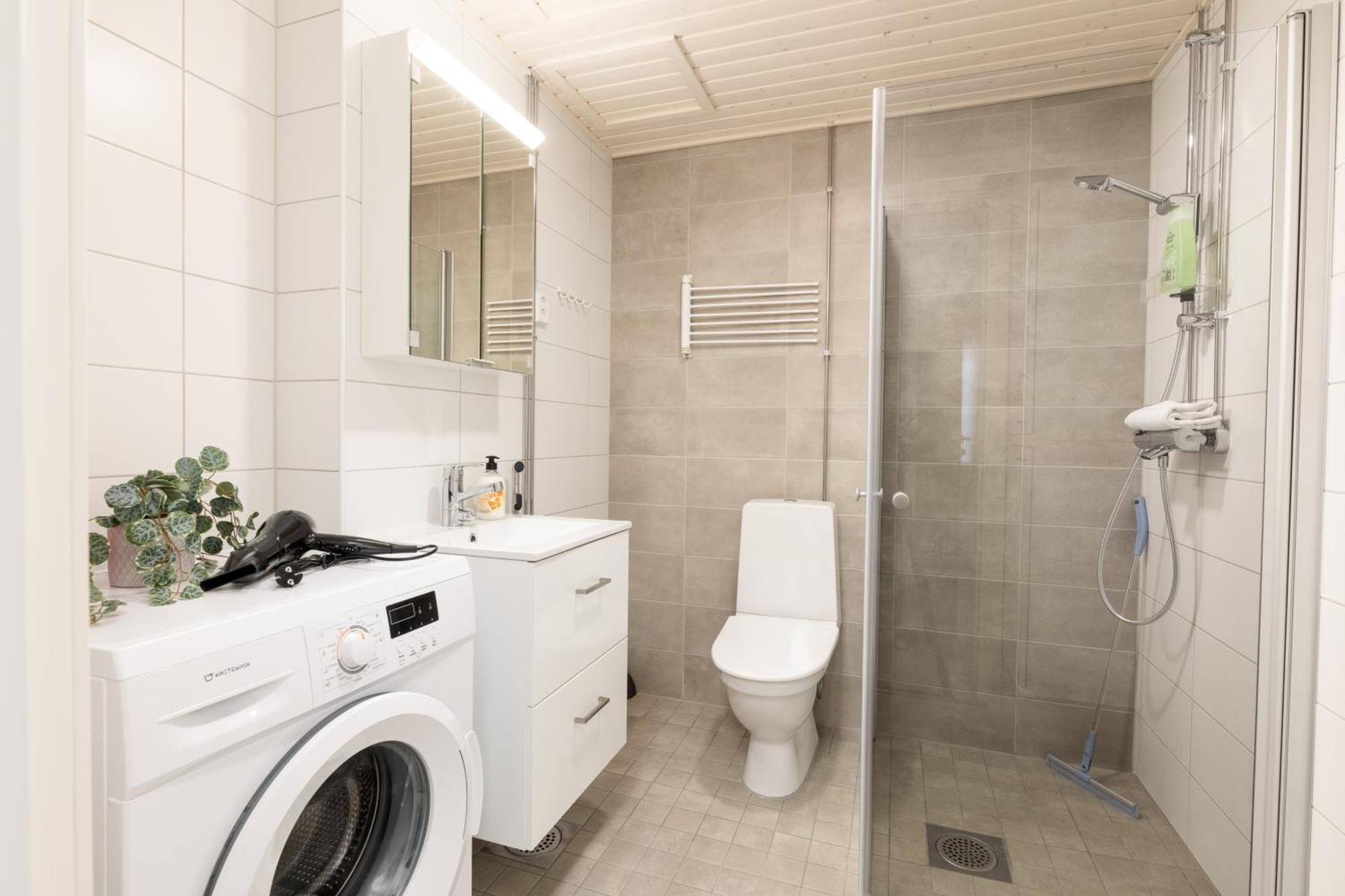 Hiisi Homes Riihimaeki Екстер'єр фото